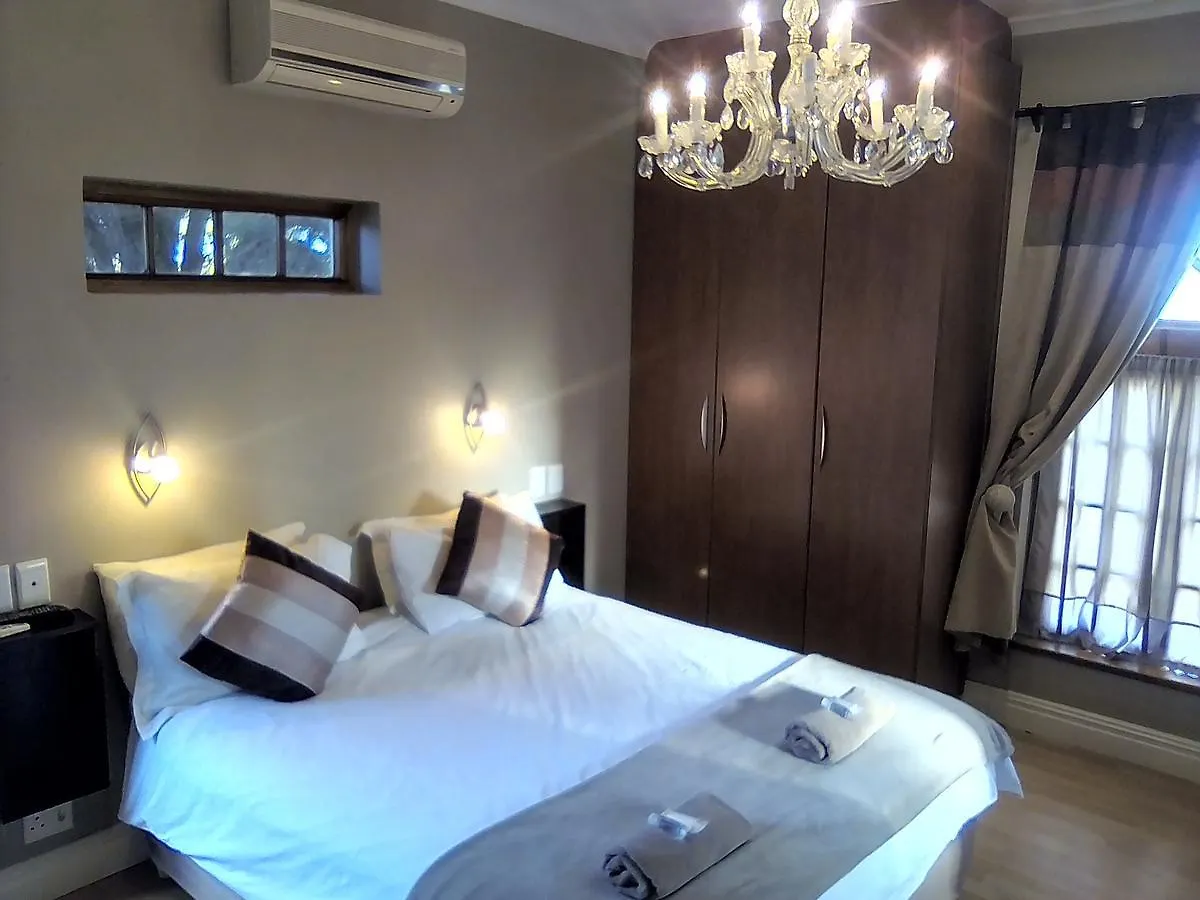 Egmont Guest House Port Elizabeth