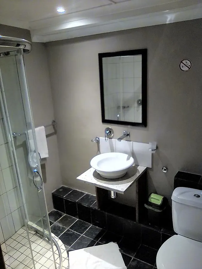 Egmont Guest House Port Elizabeth